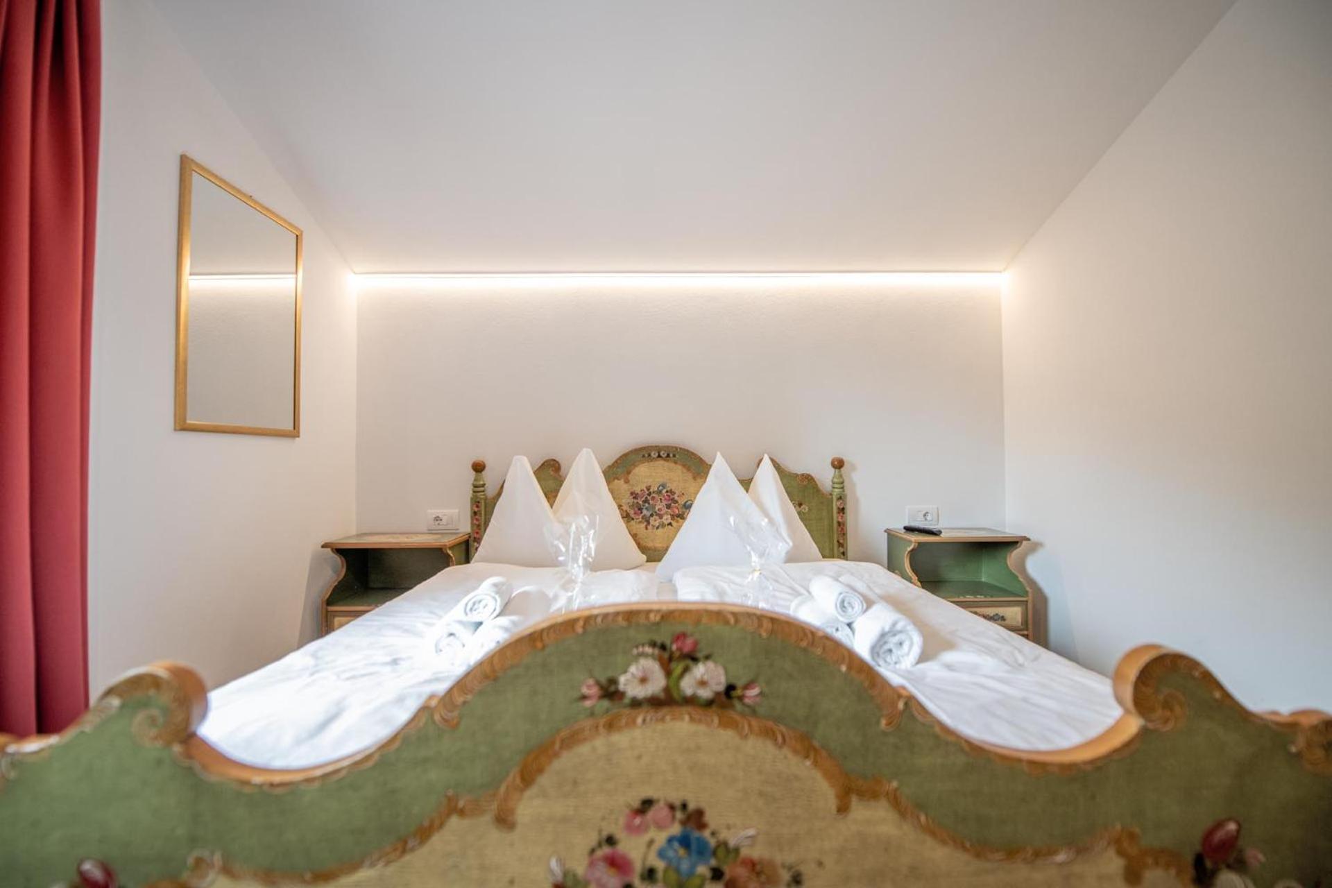 Hotel Lago Della Creta 산 비질리오 디 마레베 외부 사진